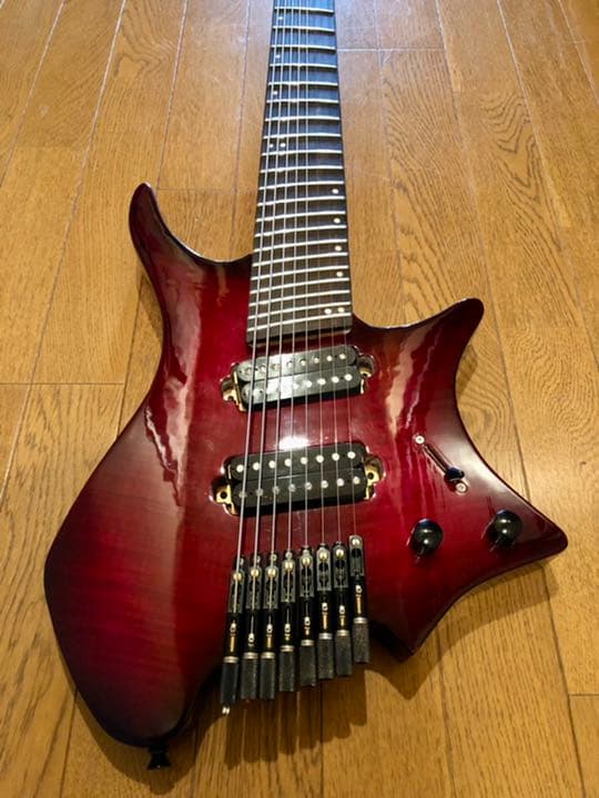 8弦ヘッドレスギター