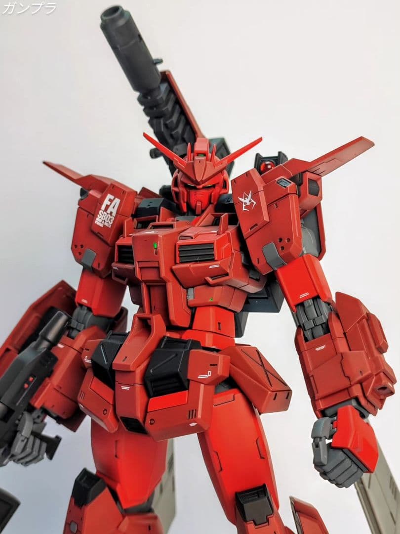 MGシャア専用 フルアーマーガンダム ガンプラ完成品