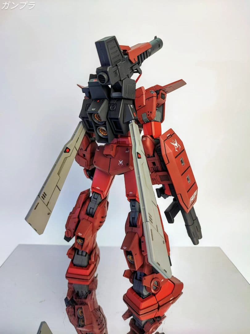 MGシャア専用 フルアーマーガンダム ガンプラ完成品