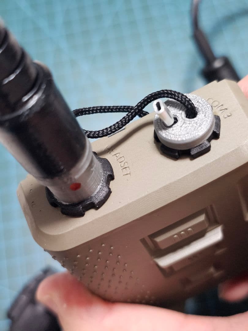 INVISIO V60 PTTのダミーモデル+ケーブル追加 - メルカリ