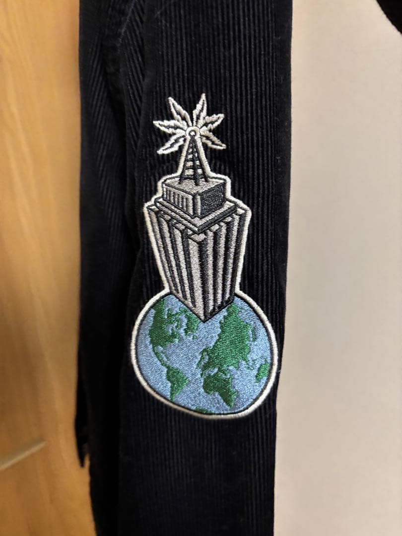 Carharttブラックコーデュロイジャケット