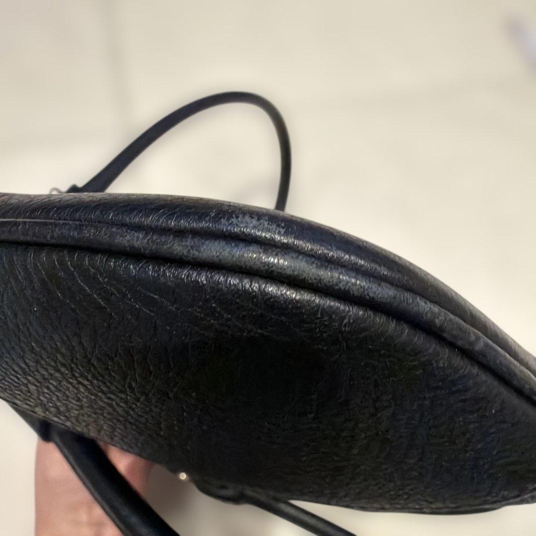 Ferragamo ブラックレザー ハンドバッグ 約30cm