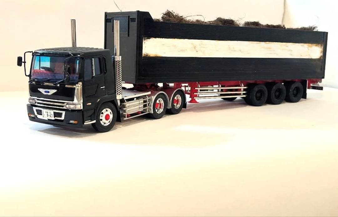 アオシマ　デコトラ　プラモデル　トレーラー　プロフィア　日野　テラヴィ デコトラプラモデル アオシマ 1/32 日野 プロフィア テラヴィ 完成品