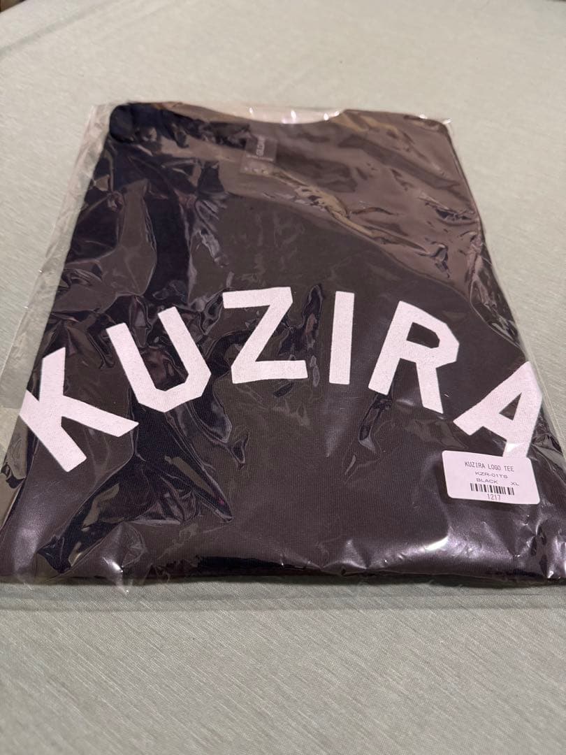 KUZIRA ブラック Tシャツ XLサイズ - メルカリ