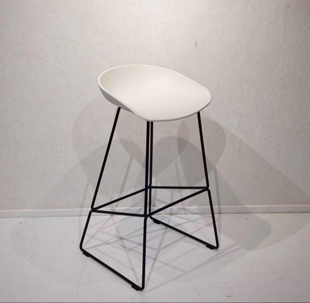 HAY/ヘイ/アバウトアスツール　バースツール　ハイ　カウンターチェア　ホワイト