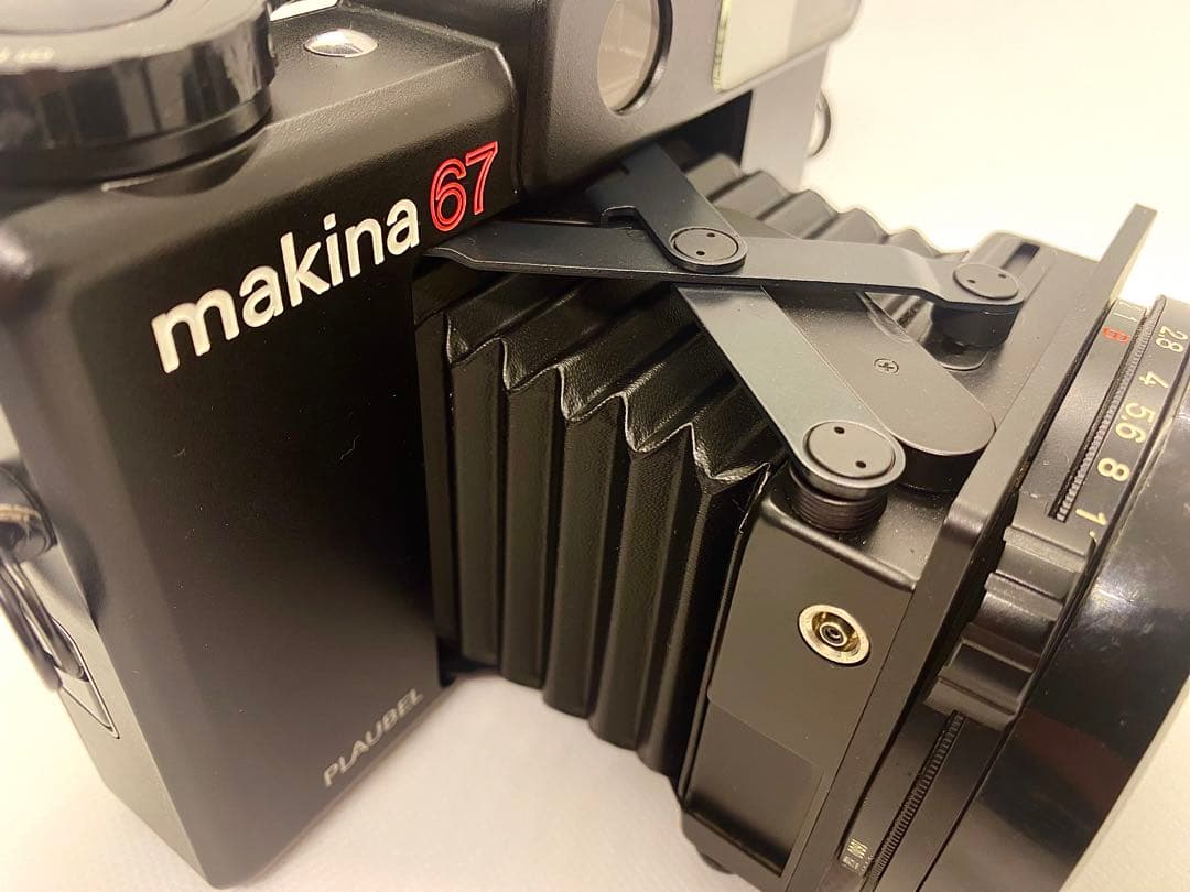 新同品】 プラウベル マキナ 67 松井カメラリペアで整備調整済 完動品