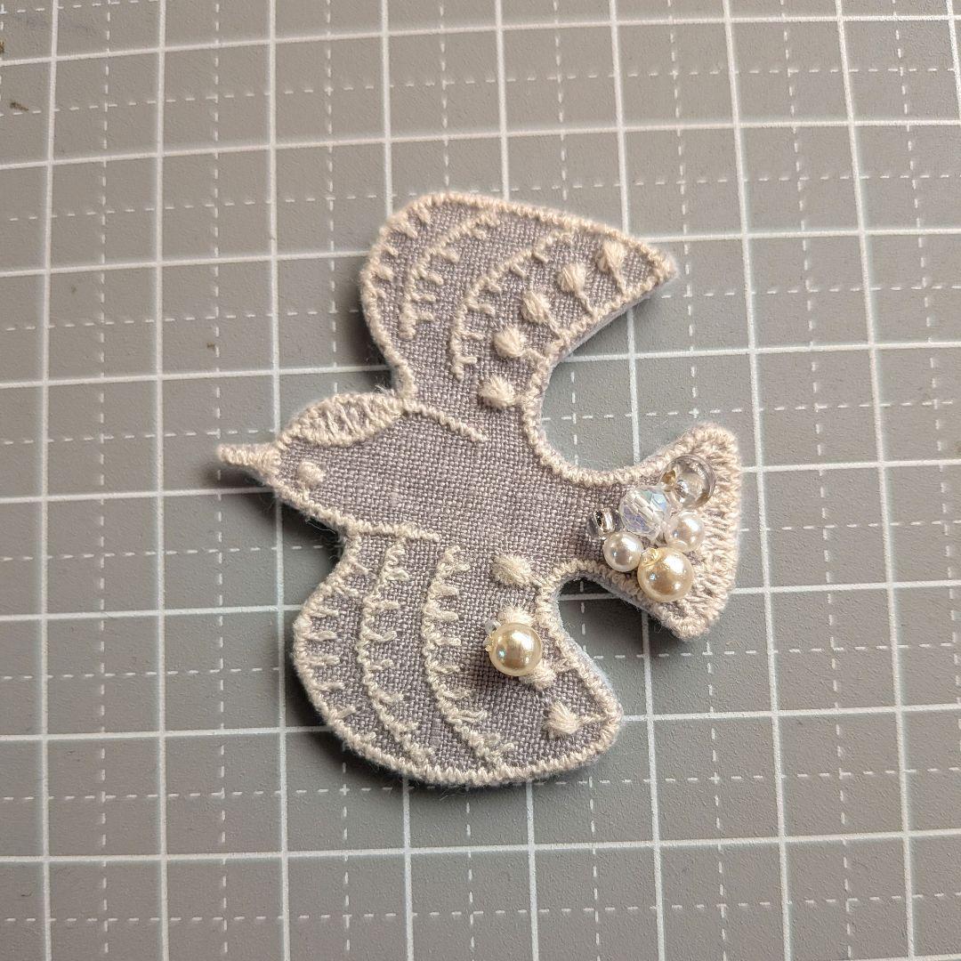 a27 ミナペルホネンアクブローチ ハンドメイド - メルカリ