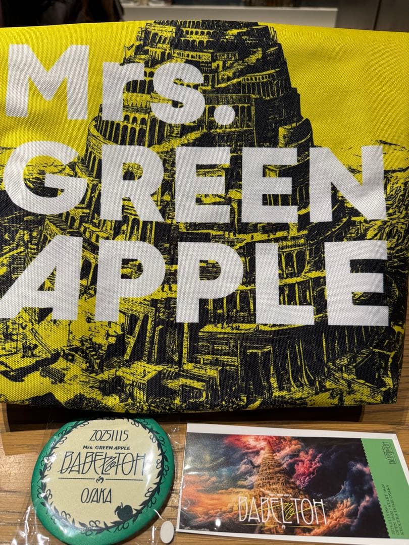 Mrs. Green Apple トートバッグ DAPELETON 大阪 Mrs. Green Apple トートバッグ DAPELETON 大阪 Mrs. Green Apple