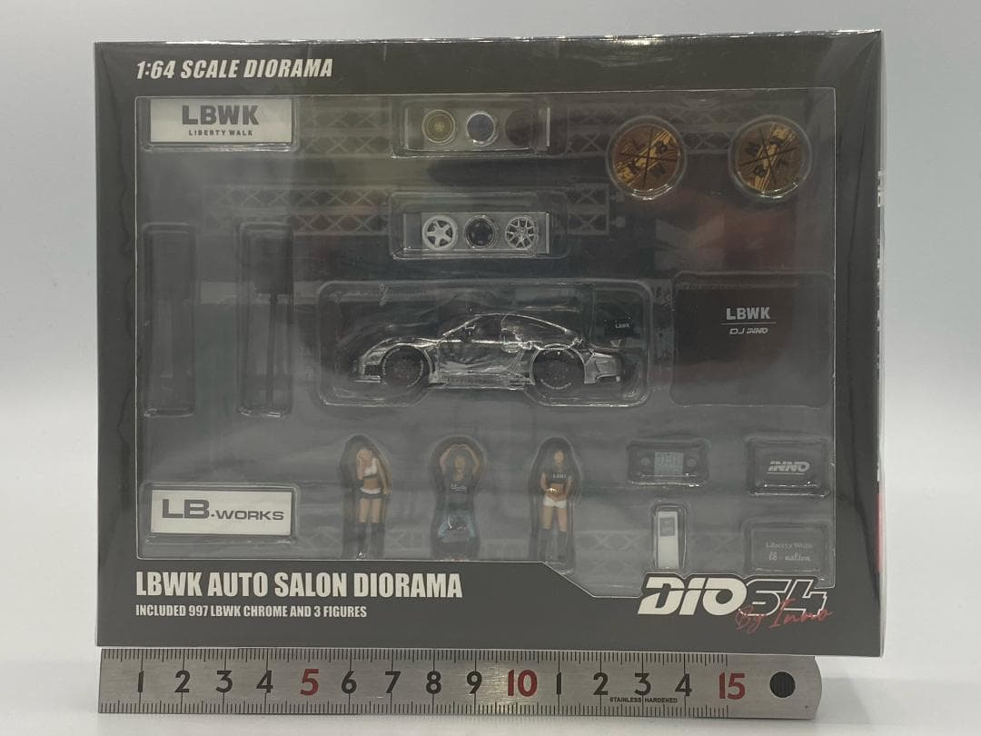 ミニカー LBWK AUTO SALON DIORAMA 1/64