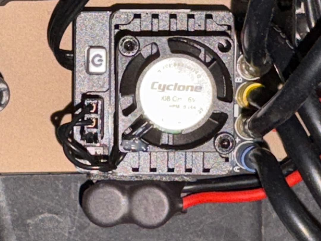 ヨコモ MO2.0 4WDバギー ストック仕様　メカ付き(受信機レス)