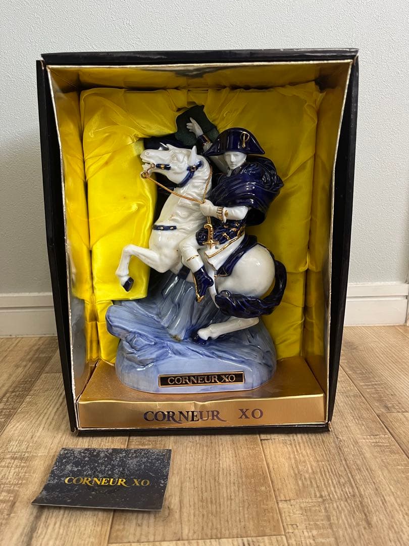 アロマ　未開栓CORNEUR XO ナポレオン陶器 コナー XO ナポレオン リモージュ 陶器ボトル 700ml 40% 未開栓