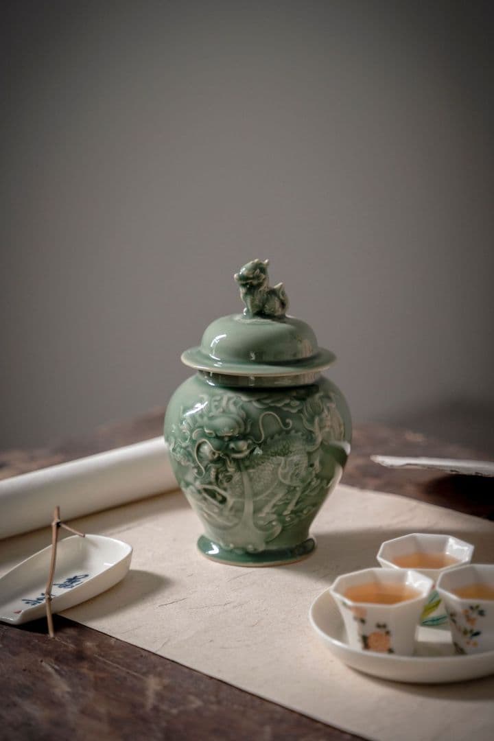 中国美術 茶筒 茶器 茶入れ 青磁 茶道具 麒麟紋 送料込み