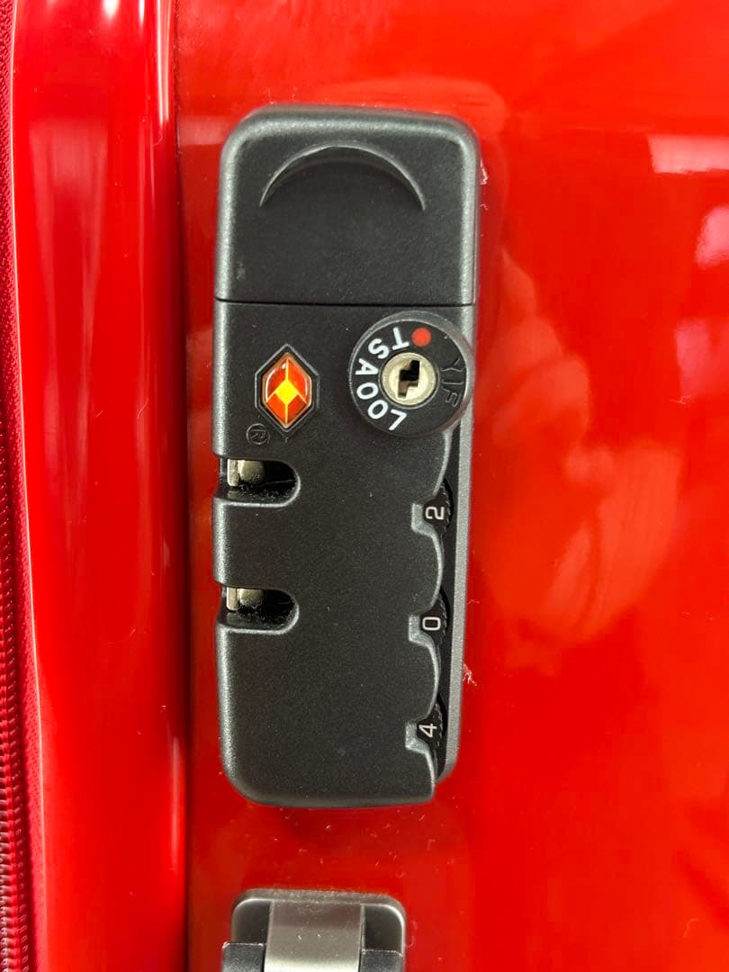 送料込み⭐︎Ferrari 【赤 キャリーケース 4輪】希少 フェラーリロゴ