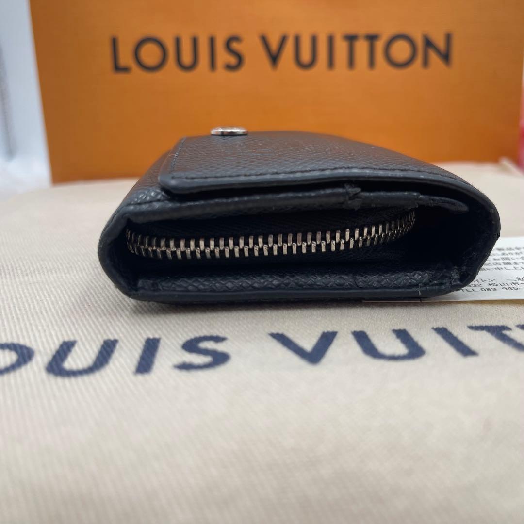 ルイヴィトン 　タイガ　ゼルゲイ　パース　ケース 787