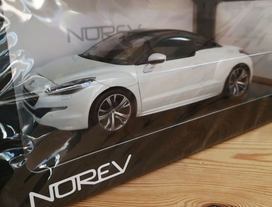 プジョー RCZ 　後期 　ノレブ