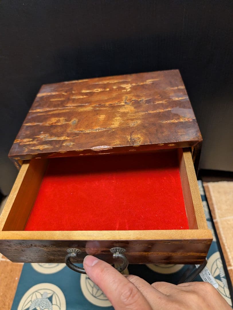 桜皮細工木製引き出し式タンス 4段 - メルカリ