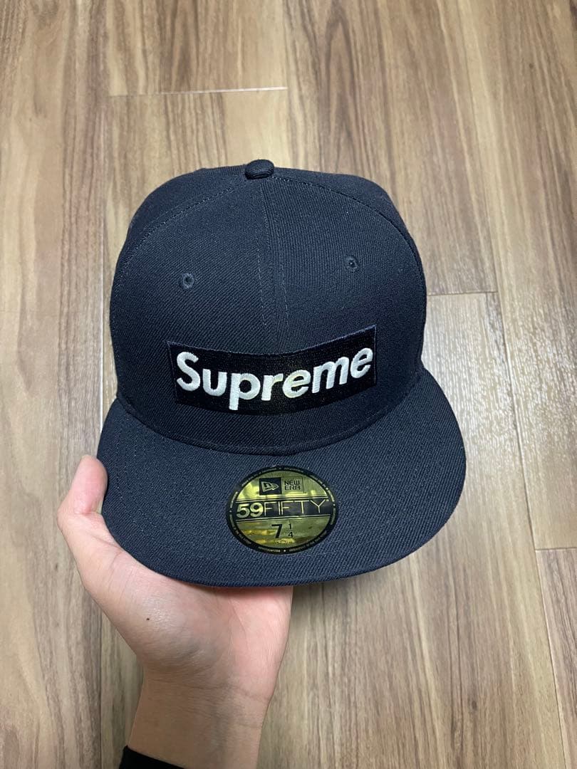 Supreme ニューエラ ヤンキース ネイビー キャップ 7 3/4 - メルカリ