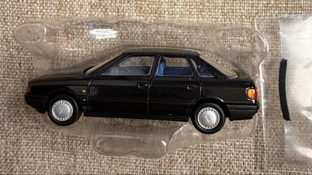 エ*ー様 トミカリミテッド ヴィンテージ ネオ アウディ80 3台セット エ*ー