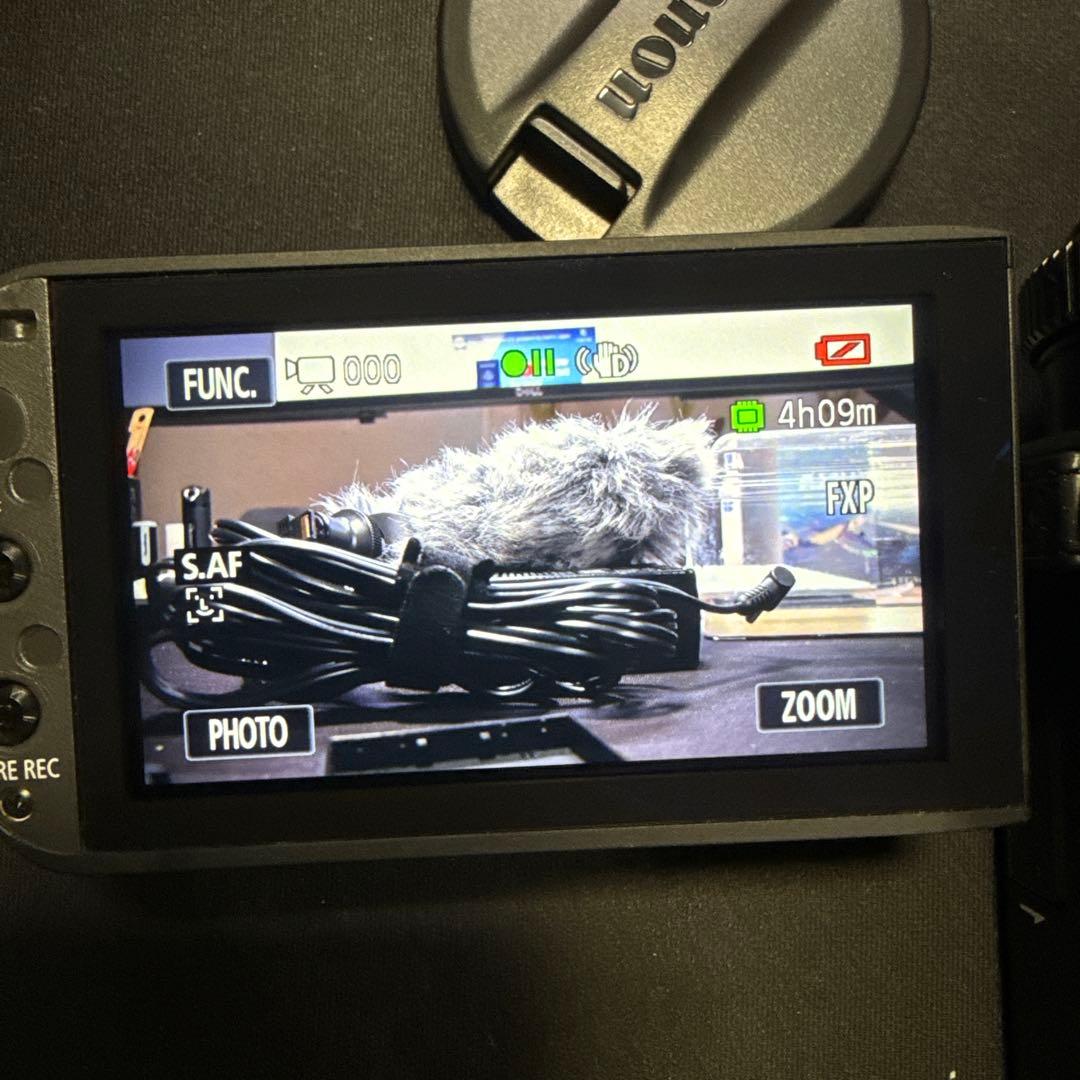 Canon iVIS HF G20 「おまけ付き❗️」