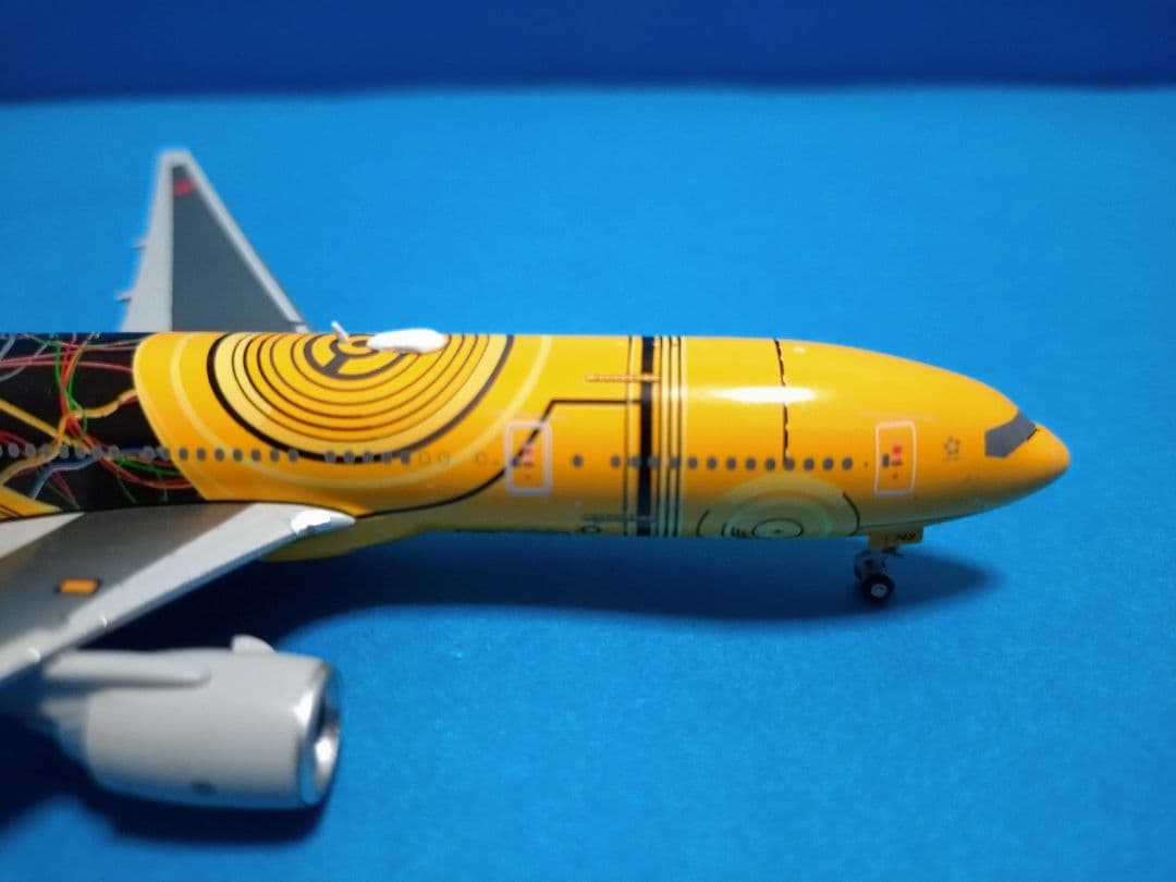 ANA全日空 スター・ウォーズ ボーイング777-200ER 1/400