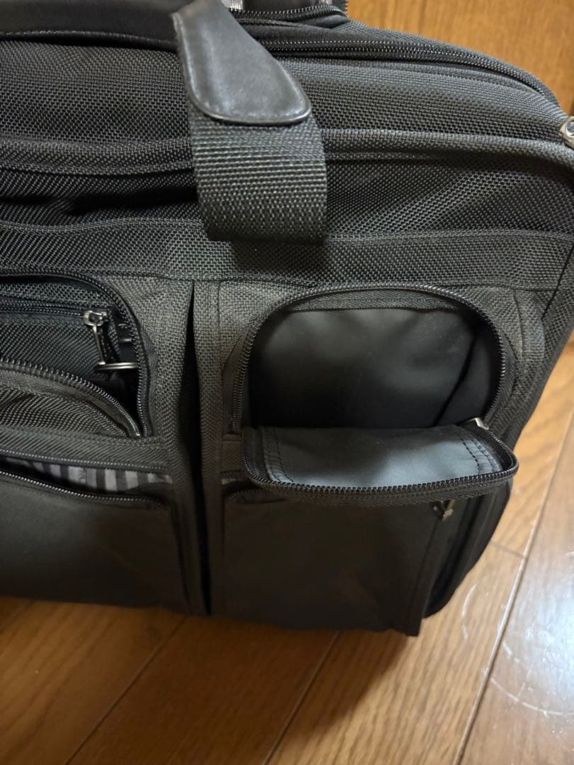 TUMI 黒 ビジネスキャリー トゥミ キャリーオンバッグ26003D4