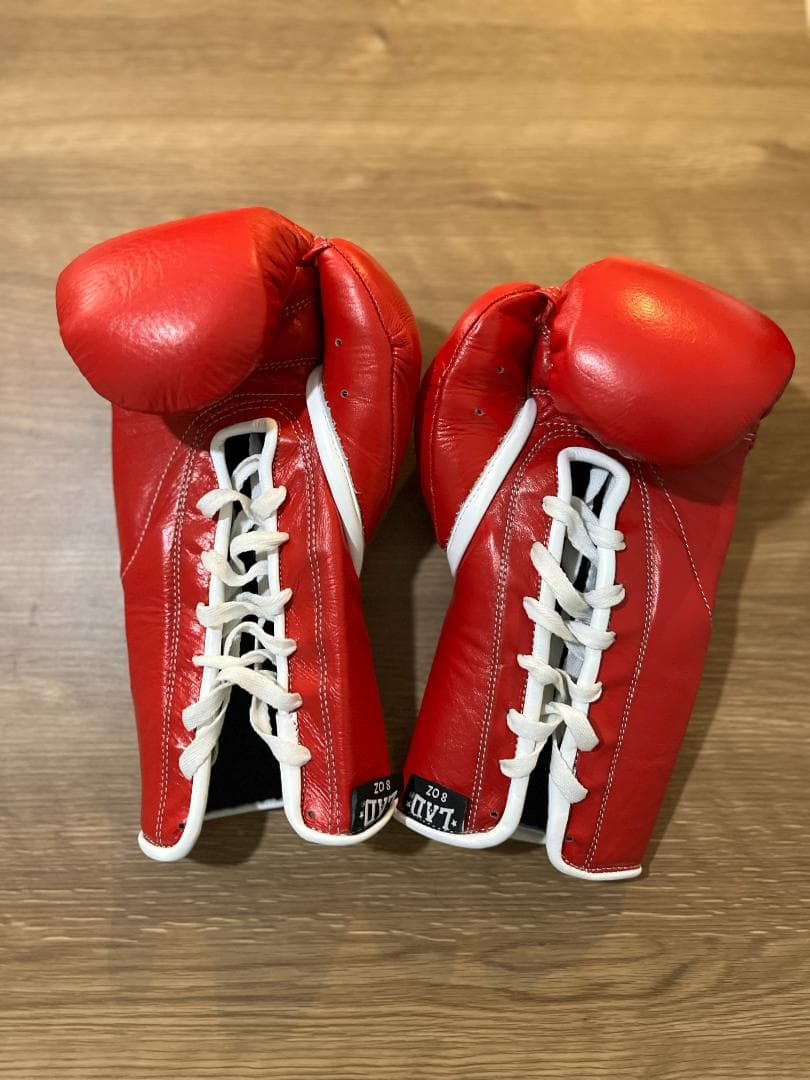 専用！ボクシンググローブ 8オンス （翌日発送します）の通販はau PAY