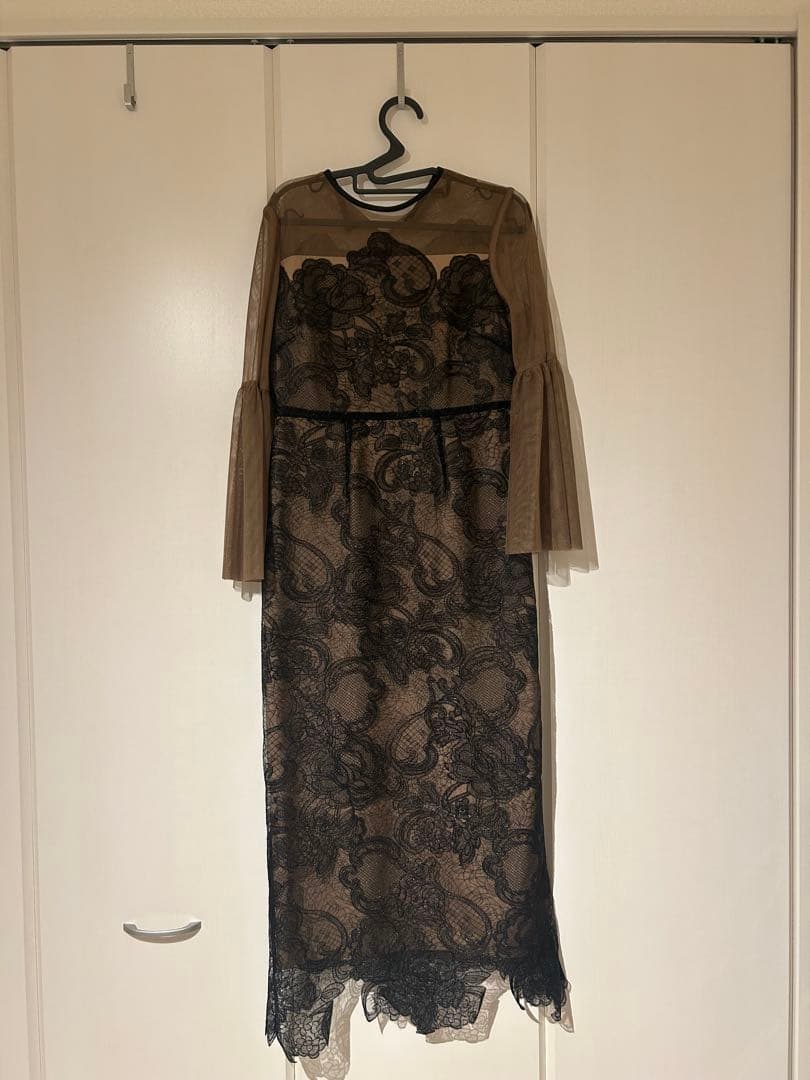 LEJA シアープリーツスリーブIラインワンピースドレス オケージョンドレス