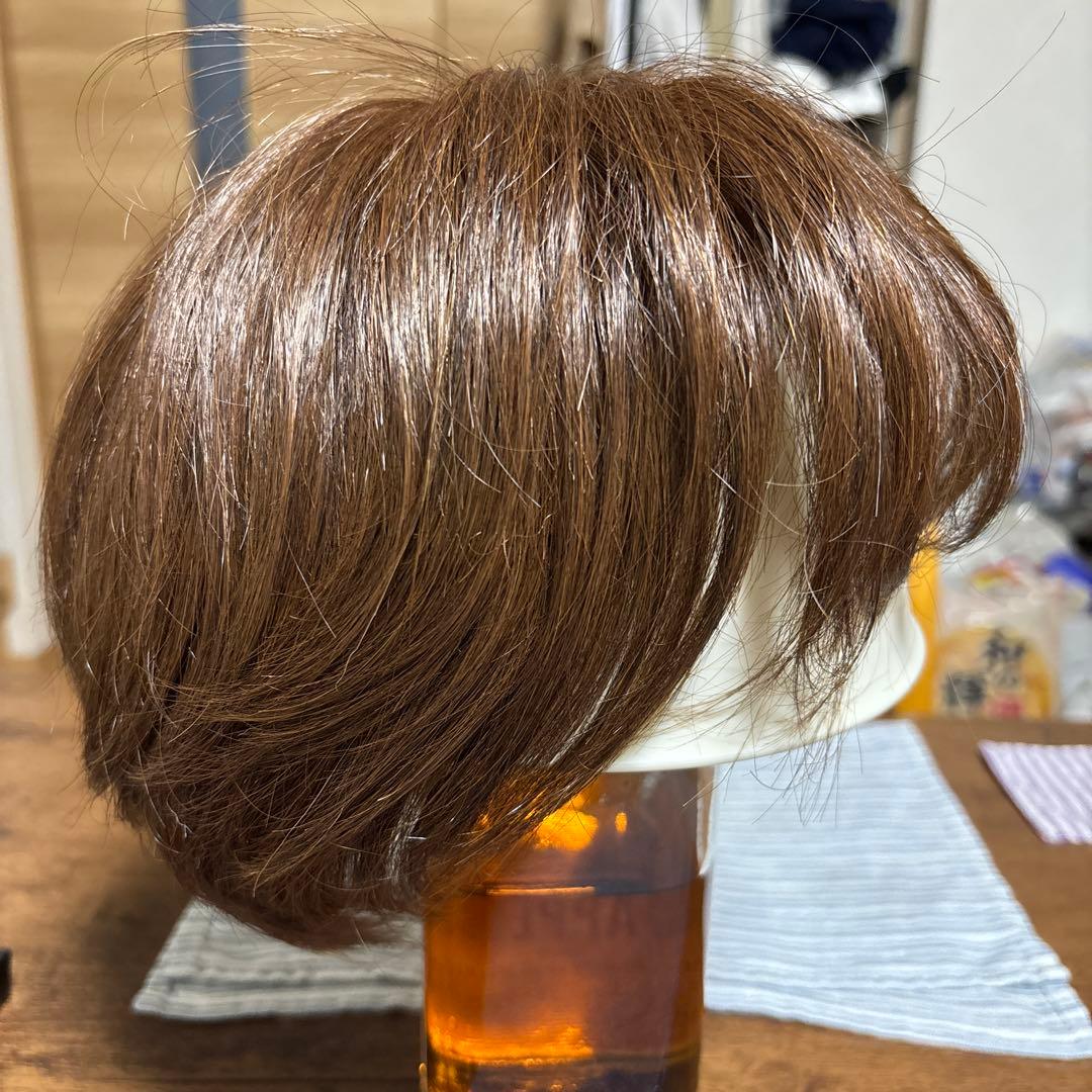 AQUADOLLショートヘアウィッグ医療用