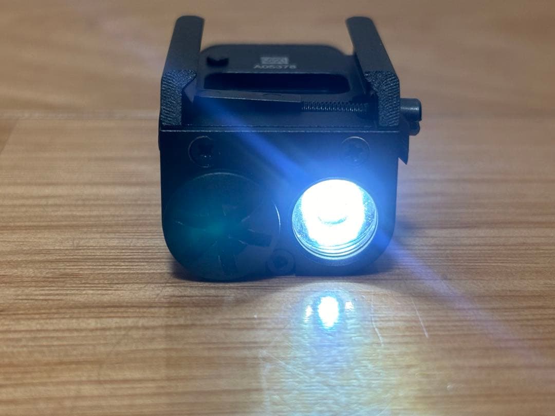 シュアファイア XC1 タイプ LEDフラッシュライト ハンドガン専用