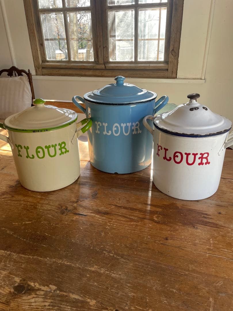 激レア アンティークホーロー缶 3色