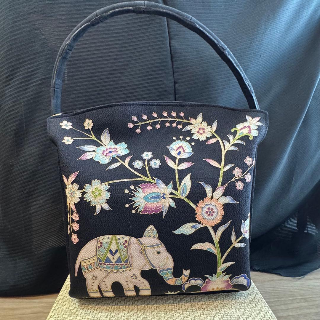 未使用品　利休バッグ　訪問着　帯地　和装バック　着物　岡重　OKAJIMA 黒