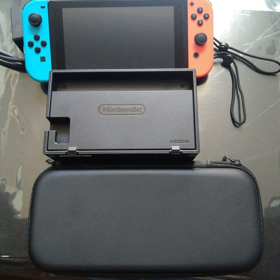 Nintendo Switch 本体、 ケース付き