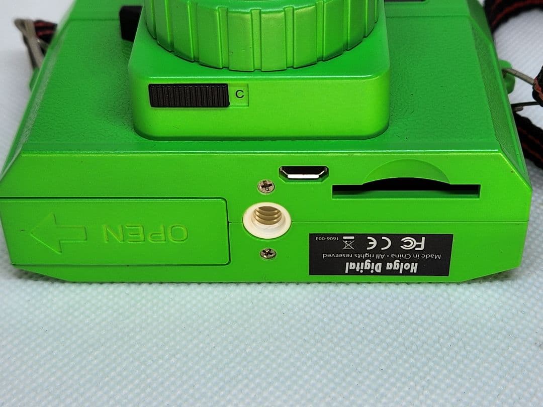 限定カラー HOLGA DIGITAL ネオングリーン トイカメラ