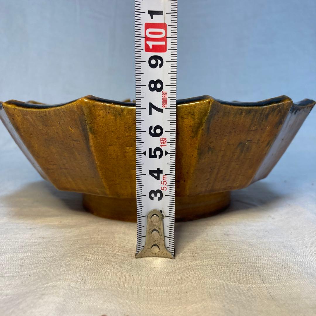 大樋焼　菓子鉢　大樋長阿弥　飴釉　釉薬　角　鉢　大樋　大皿　陶芸　金沢