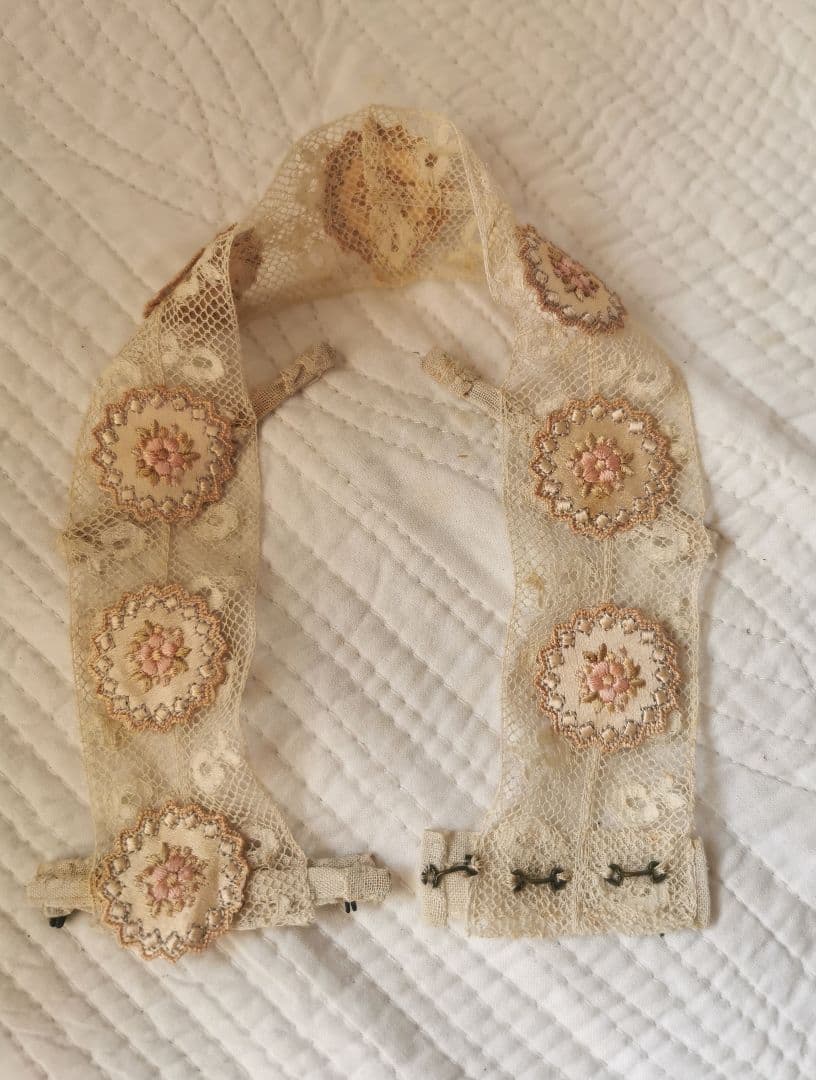 アンティークフランス 付け襟＆ウェストベルト ヴァレンシエンヌ＆花