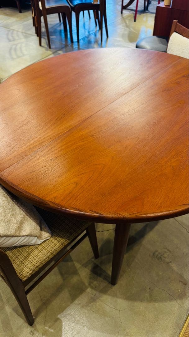 ダイニングテーブル G-PLAN g-plan Round Extension Table