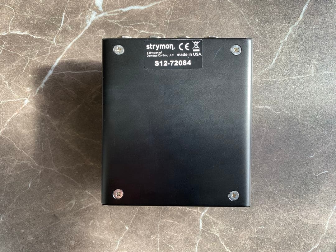 strymon FLINT V1トレモロ&リバーブ
