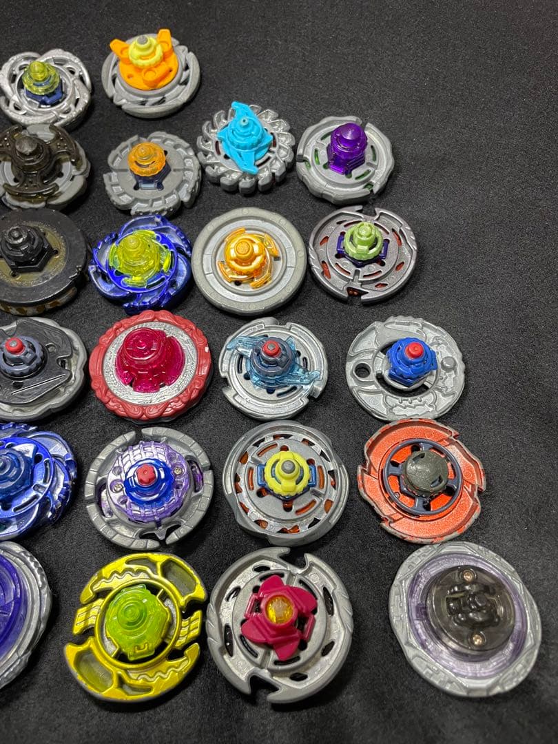 ベイブレードまとめ売り【メタルファイト】中古ジャンクBEYBRADE レア希少