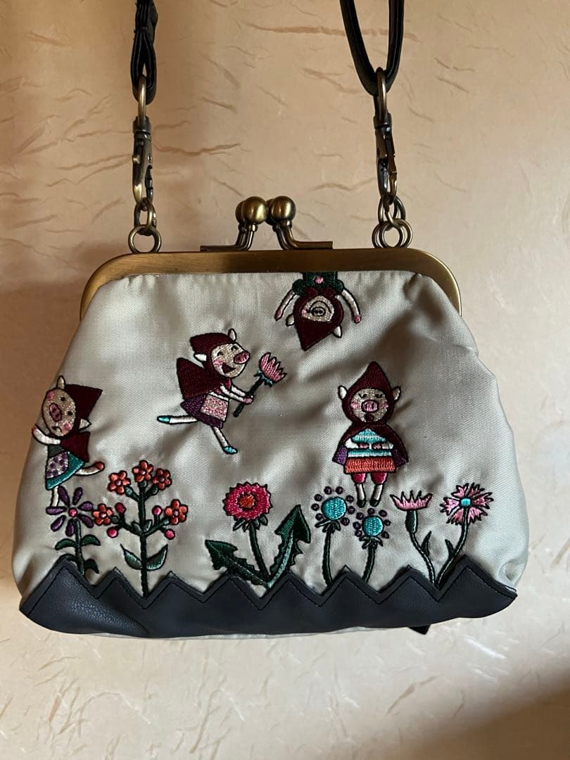 アルベロベロ 赤ずきん　ポシェット