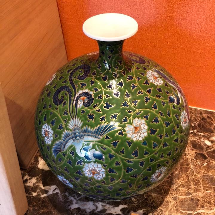 伝統工芸作家 藤井勝雲作　染錦牡丹鳳凰文壺