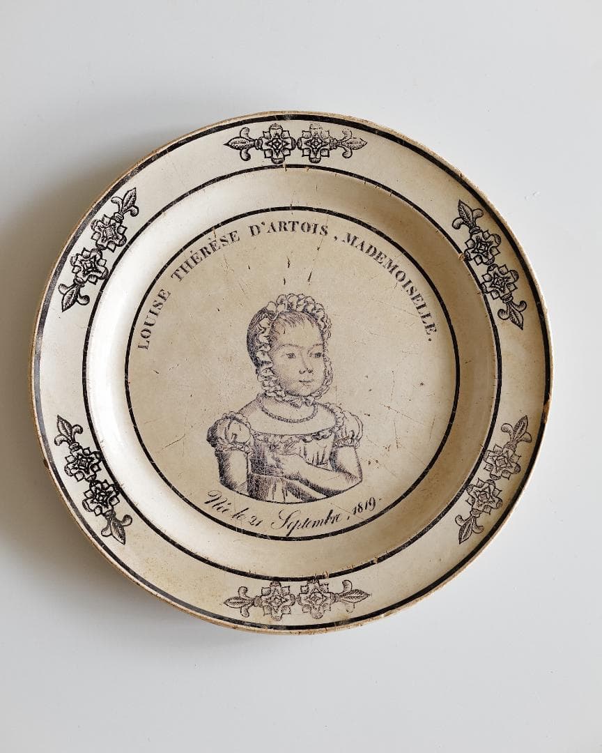 モントロー窯 ルイーズ・テレーズ・ダルトワ 肖像画皿 モントロー窯 ルイーズ・テレーズ・ダルトワ 肖像画皿｜