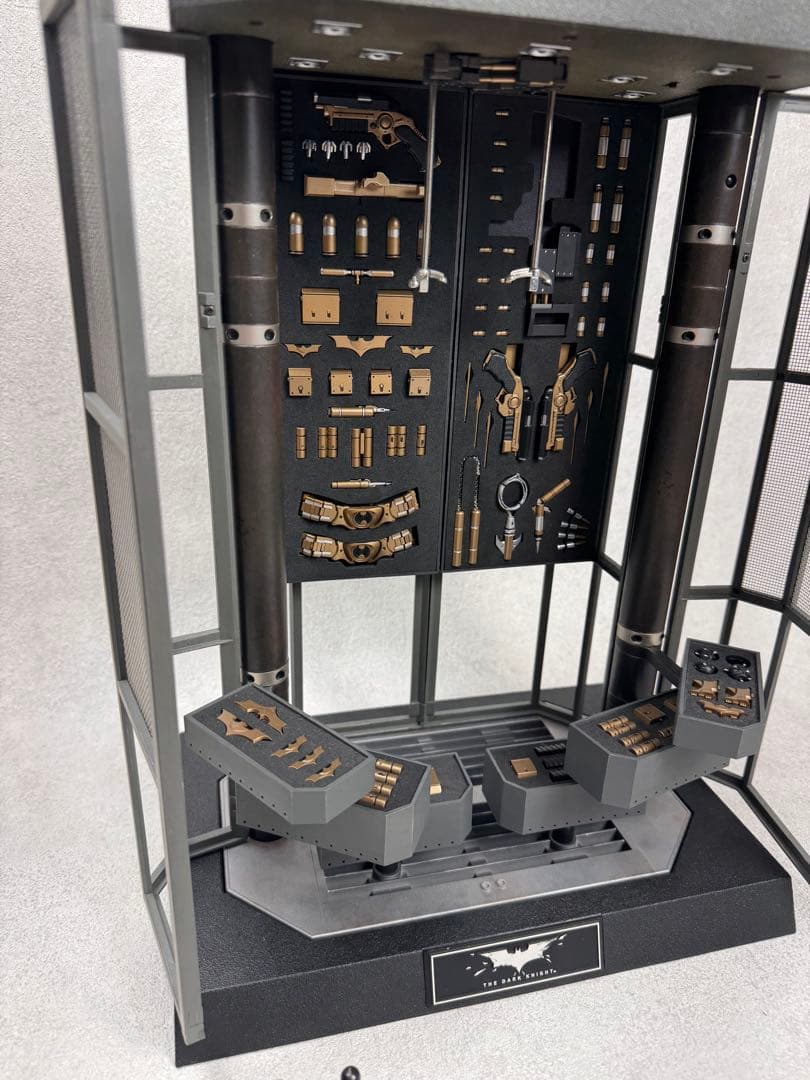 b*d様 バットマン格納庫 ダークナイト ホットトイズ