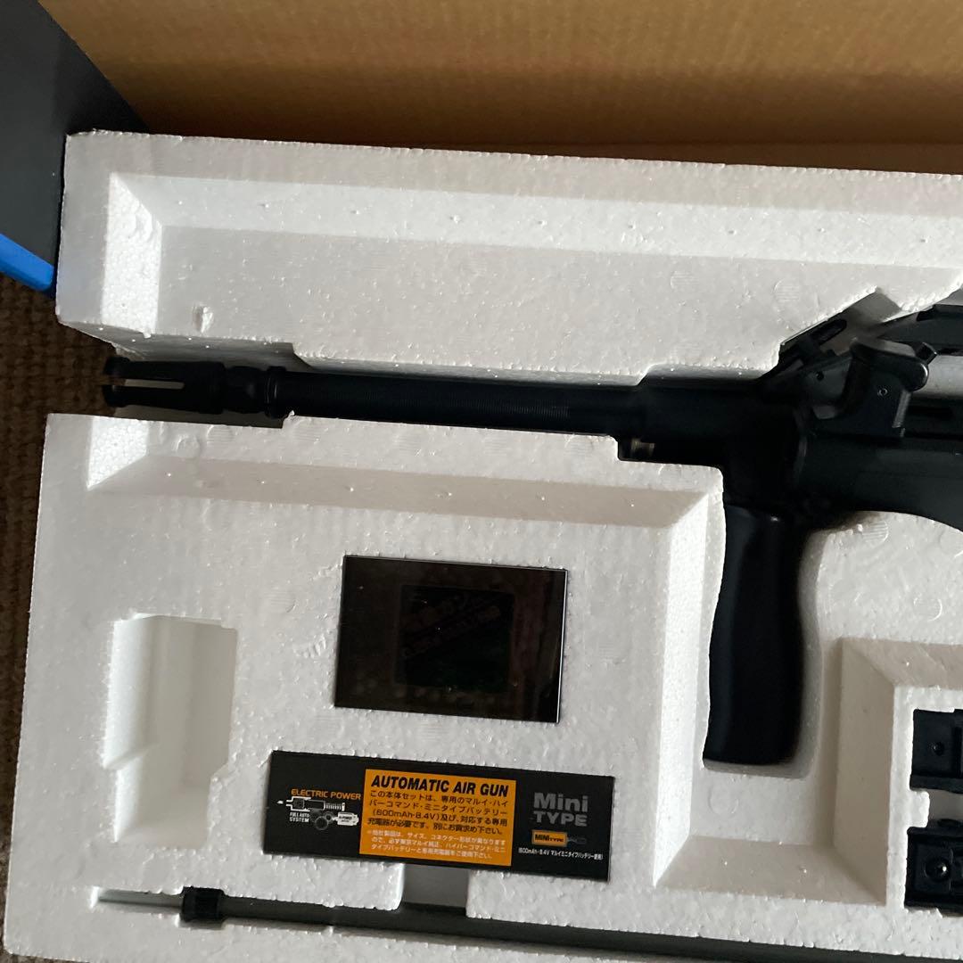 廃盤品 東京マルイ ステアーAUG電動ガン ブラック