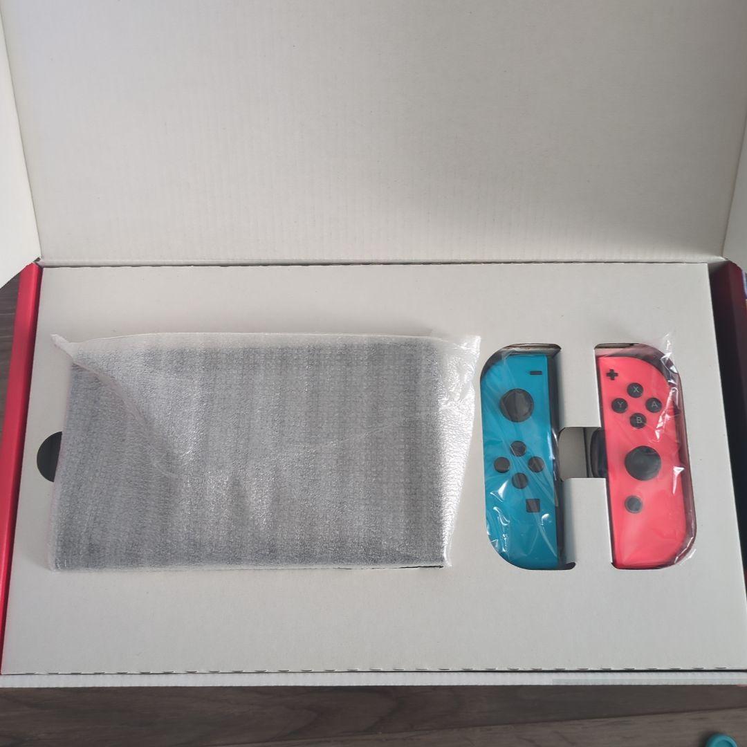 Nintendo Switch、microSDカード、おまけ付き