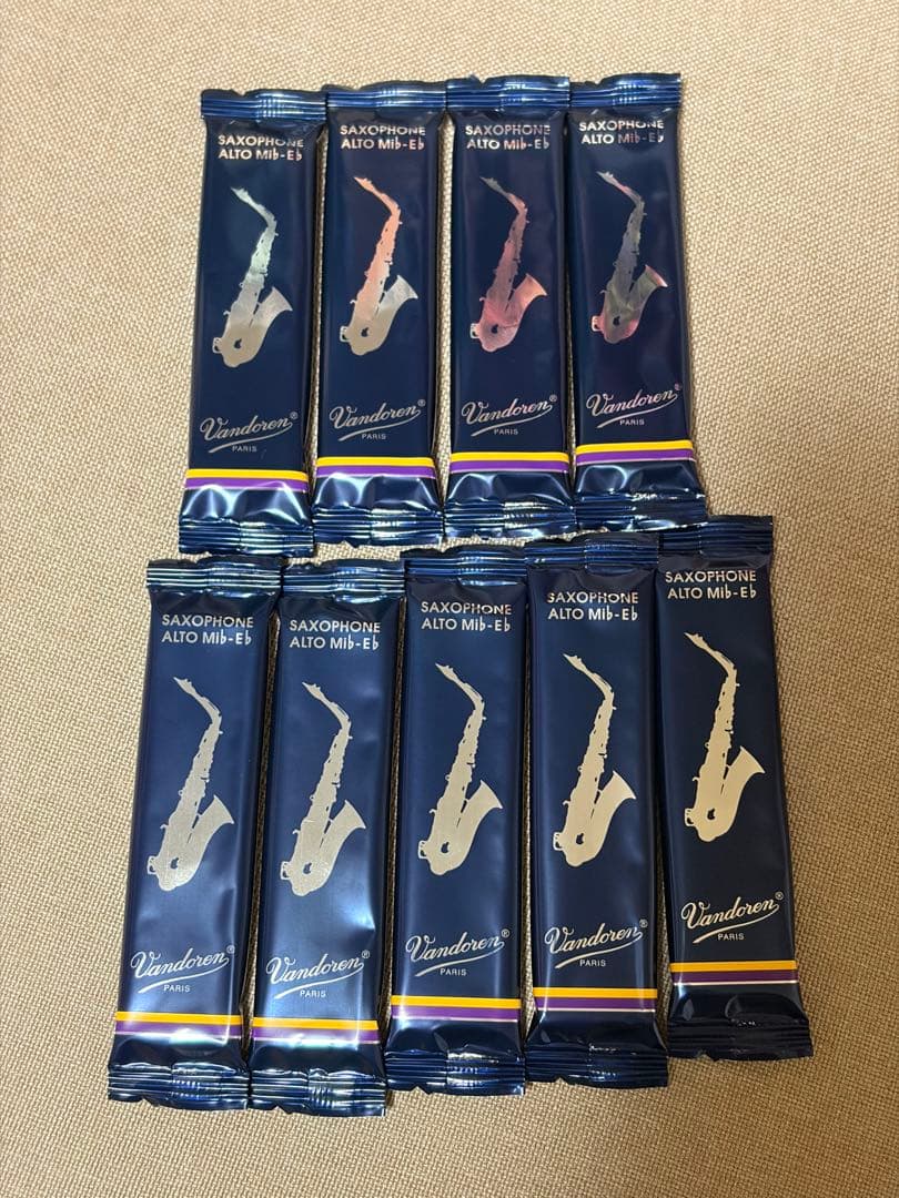 Vandoren バンドレン アルトサックス用リード 青箱9枚入り 2 1/2