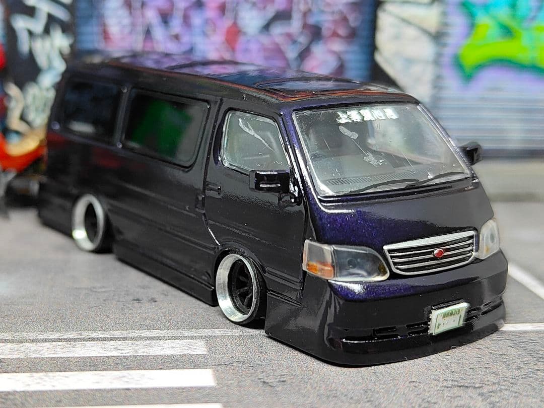 トミカ改造 トヨタ ハイエース 100系 フルエアロ トミカリミテッド