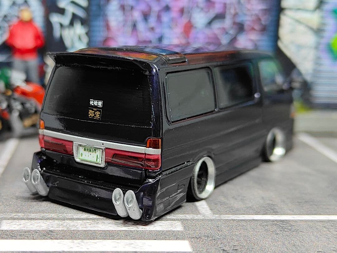 トミカ改造 トヨタ ハイエース 100系 フルエアロ トミカリミテッド