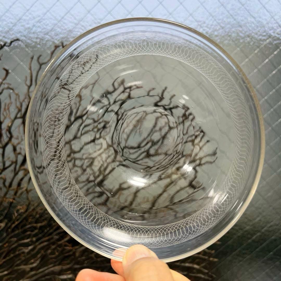 骨董 時代ガラス グラヴィール技法 薄張りガラス 碗型 ボウル ウラン