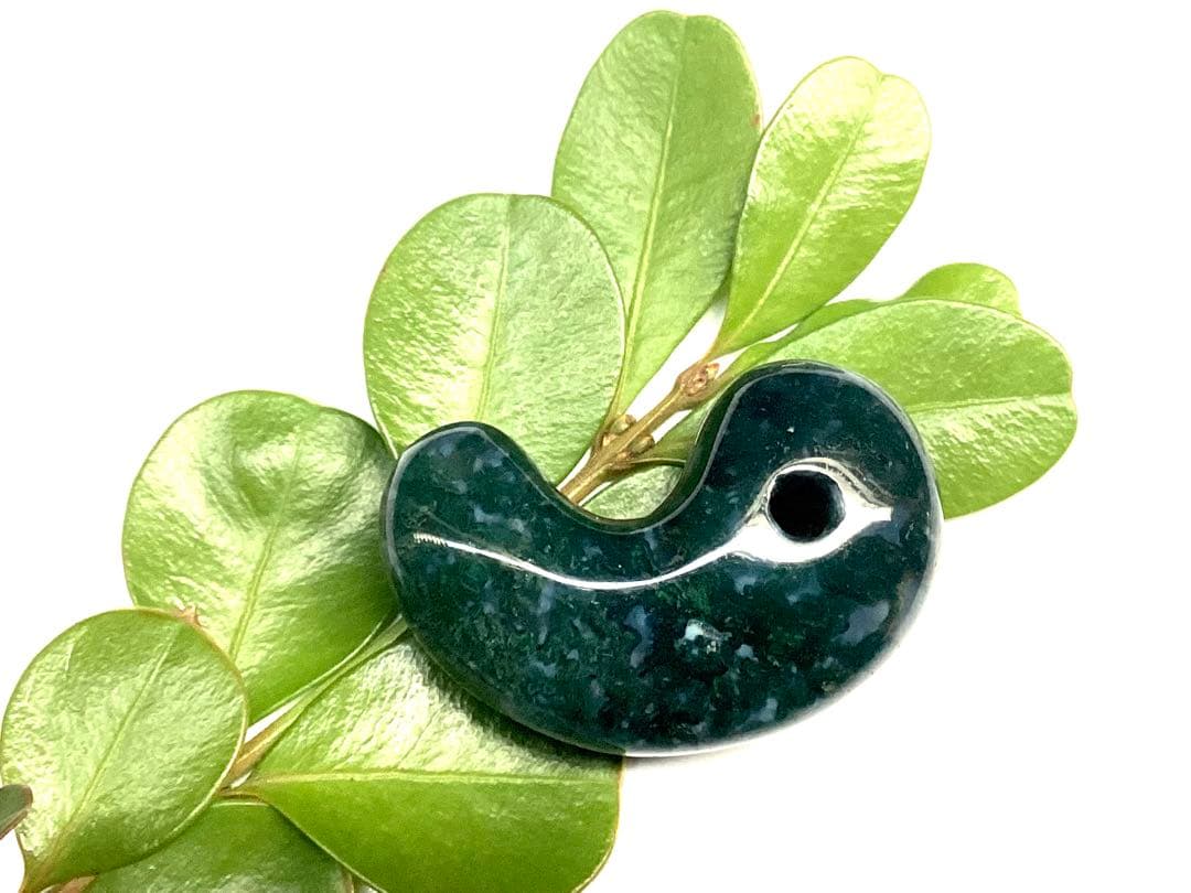 ✳最上位‼️出雲石【碧玉】勾玉 浮き草*雪輪のW文様入りのコレクション