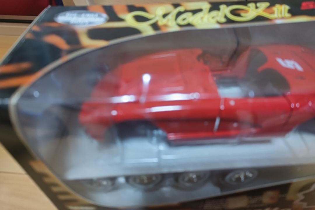 スナップオン　1:18サイズミニカー